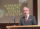 Kansallismuseon ystävien puheenjohtaja Tapio Maijala toivotti juhlijat tervetulleiksi. Kuvaaja: Matti Heimonen.
